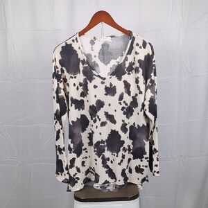 Stylish Black and White Women's Long Sleeve Top